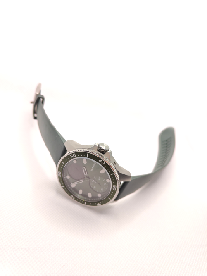 Withings Scanwatch Horizon with green plastic hand band